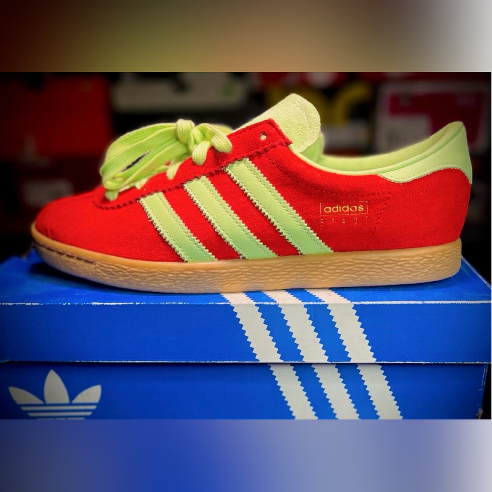 Adidas Originals Stadt Shoes  Men's Size 7.5 Scarlet Glow Green/Gum EF9169 NEW